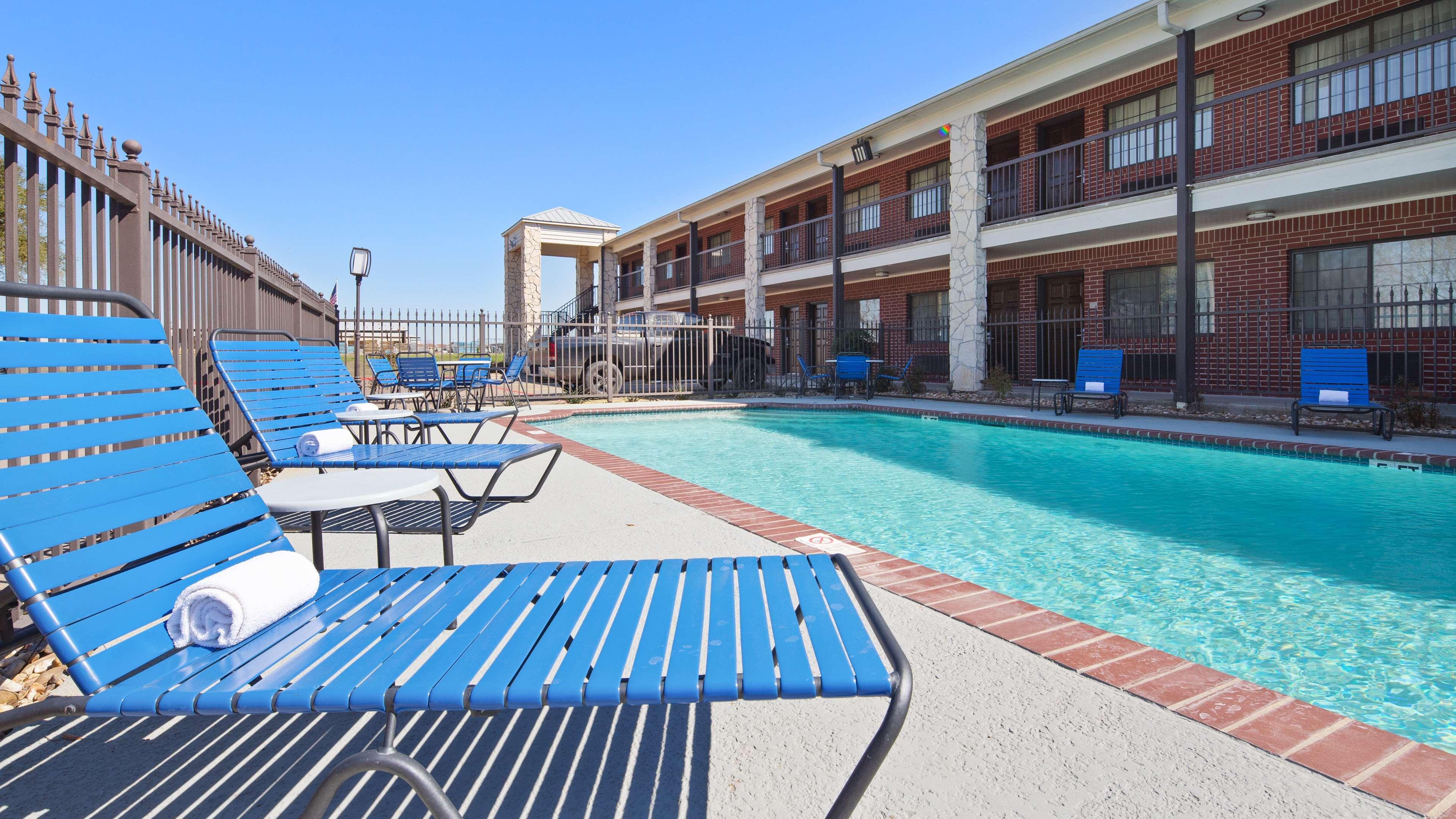 Best Western Inn Of Brenham Εξωτερικό φωτογραφία